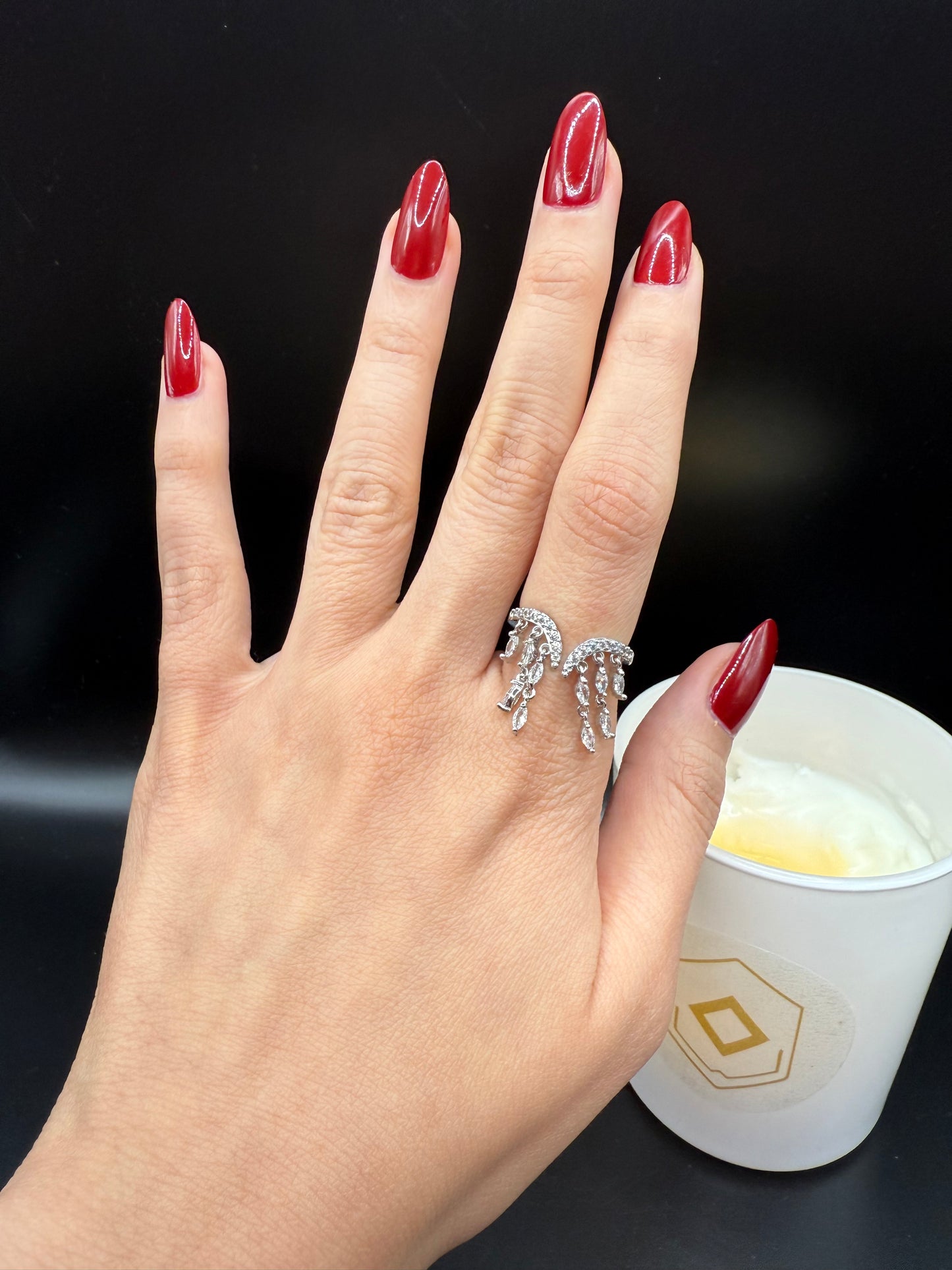 Dangling ring