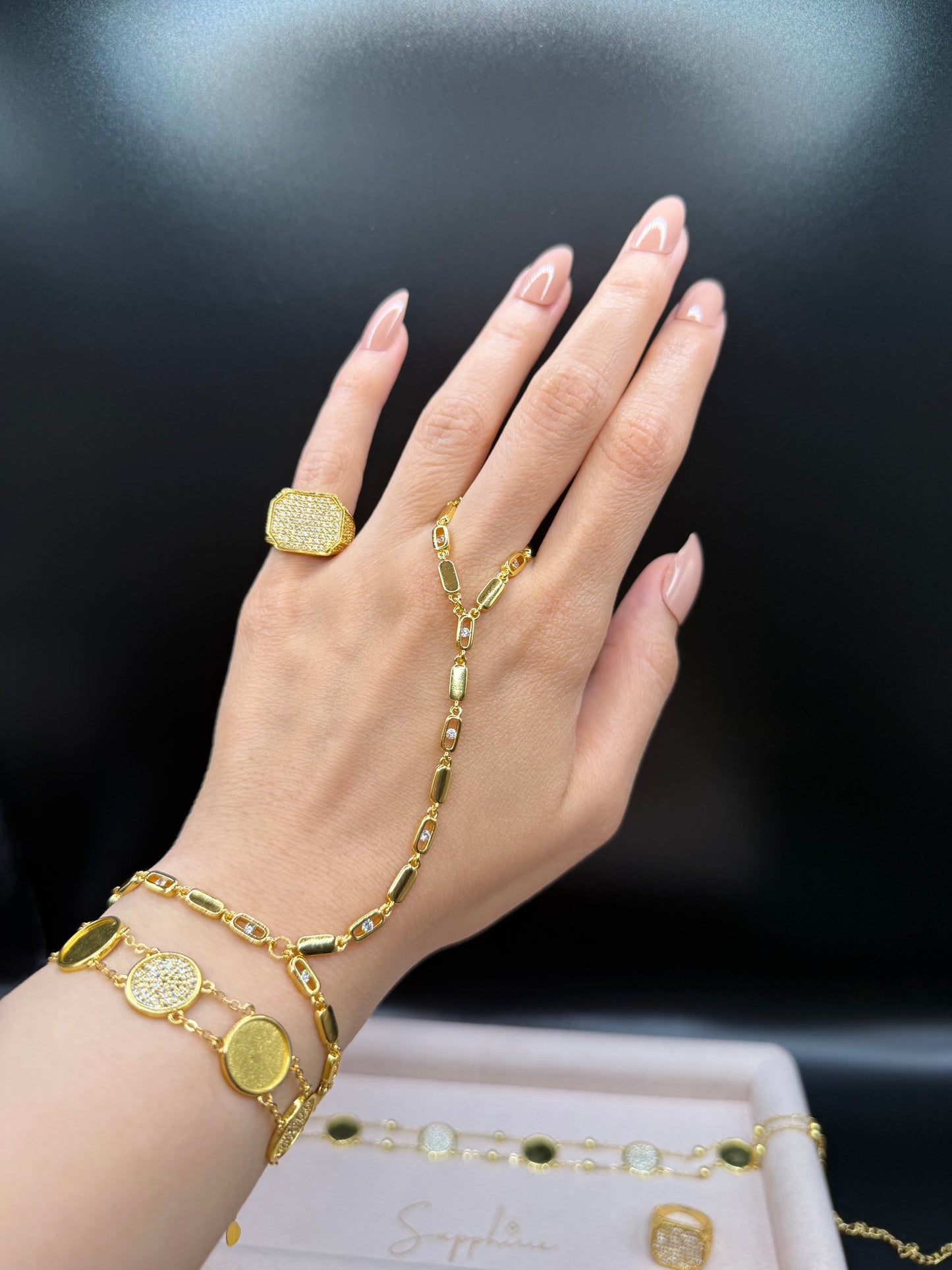 Layali Handchain
