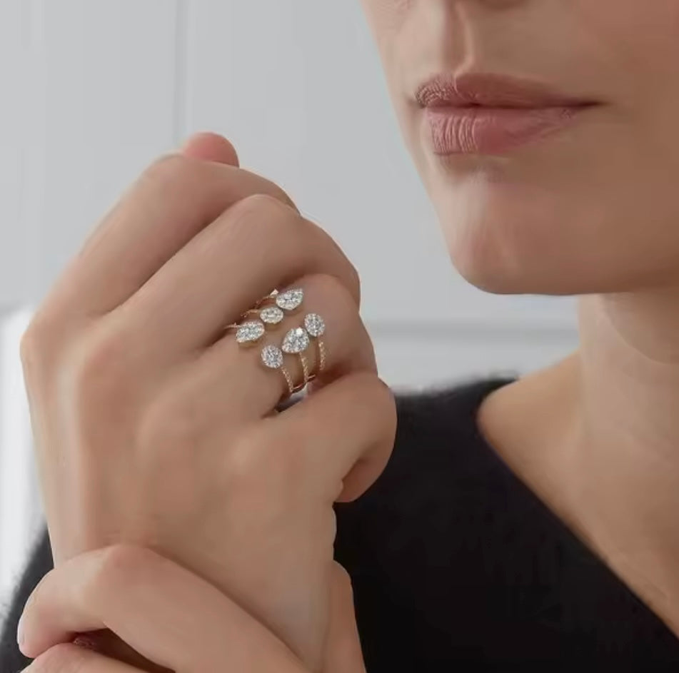 Tri-hugged Ring