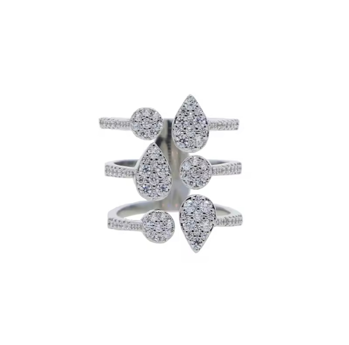 Tri-hugged Ring