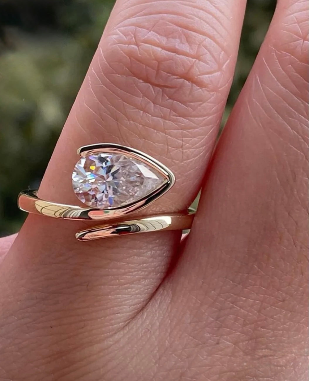 Waterdrop Ring