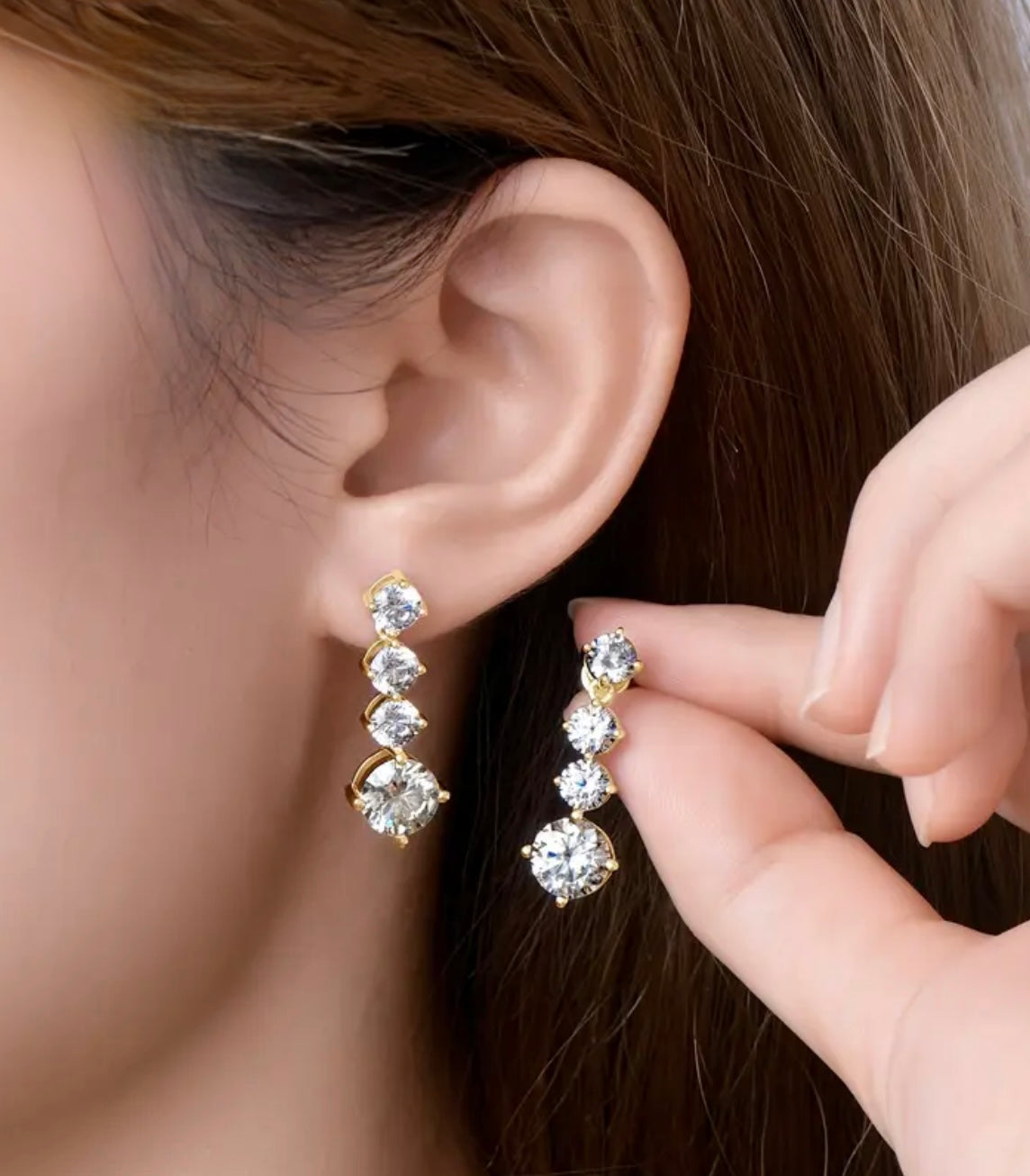 Quadruple diamonds earrings