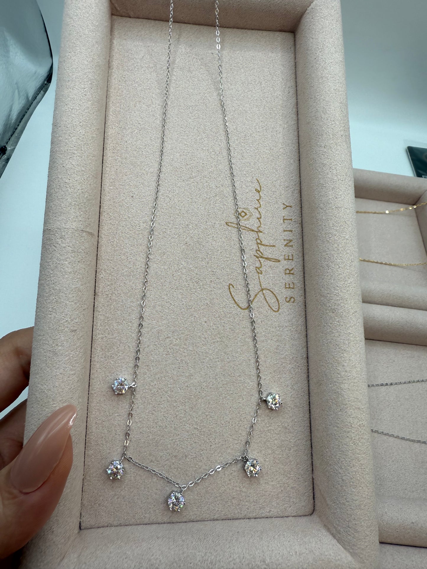 Glam silver necklace