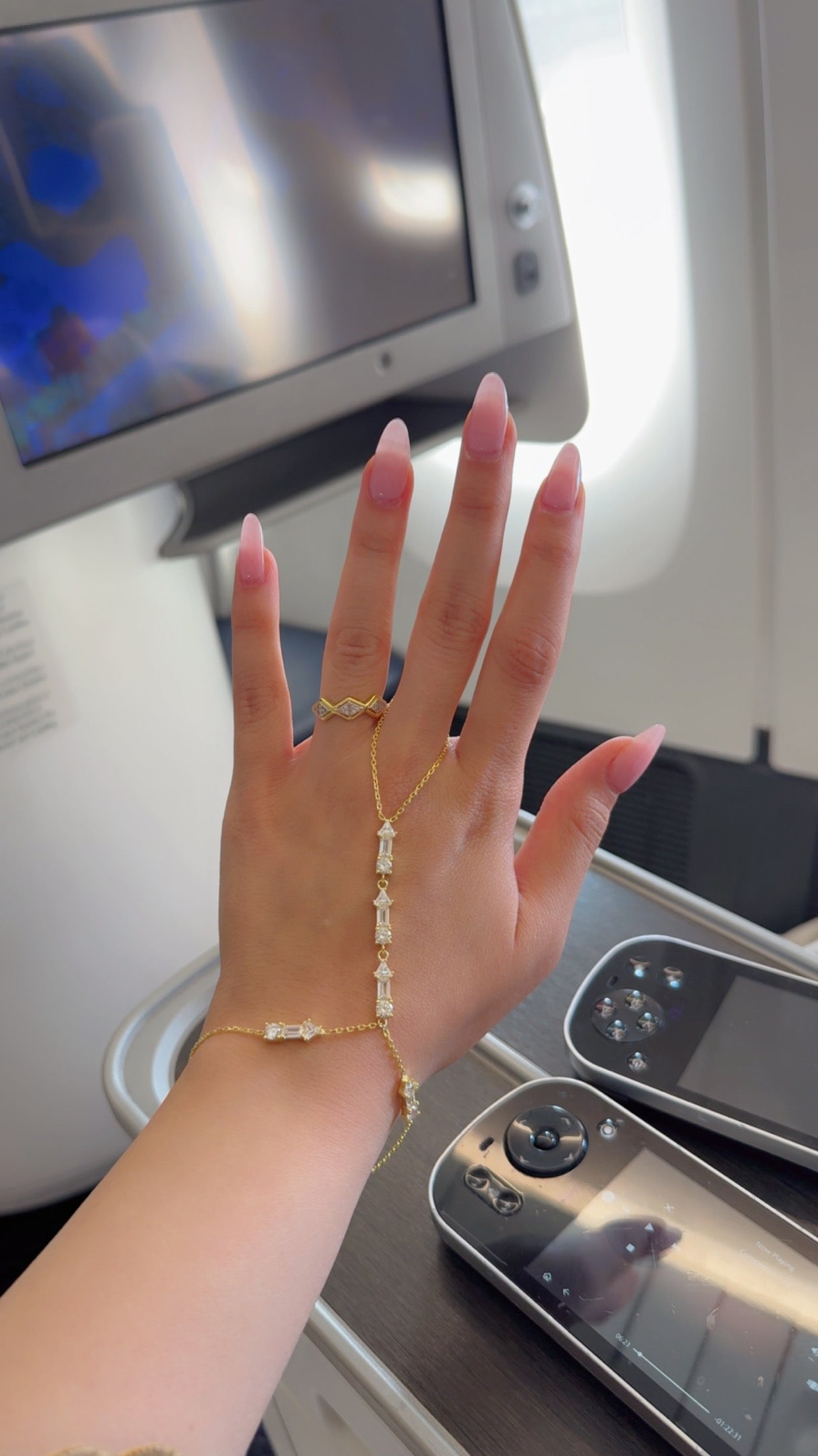 Princess Handchain