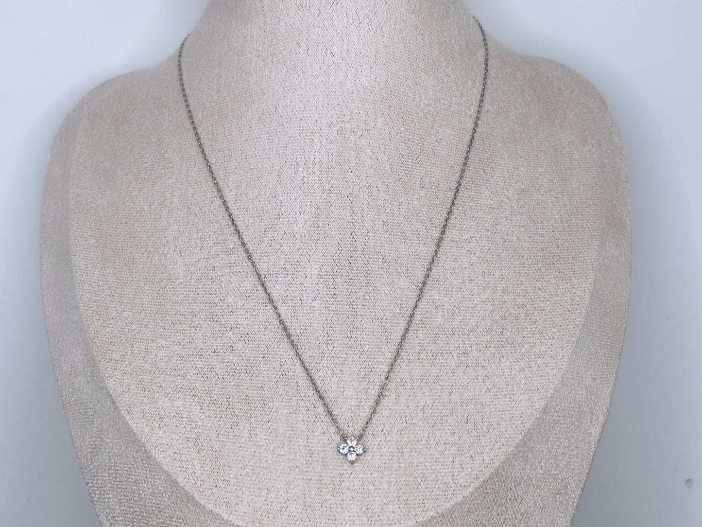 Ministar necklace