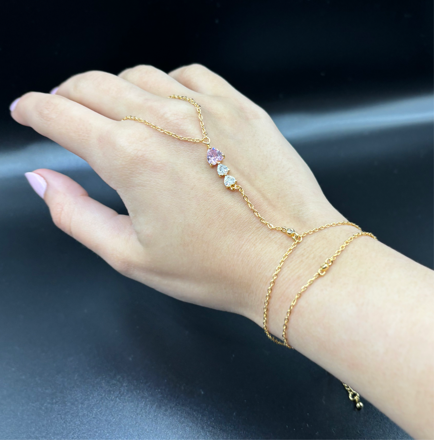 Triple hearts handchain
