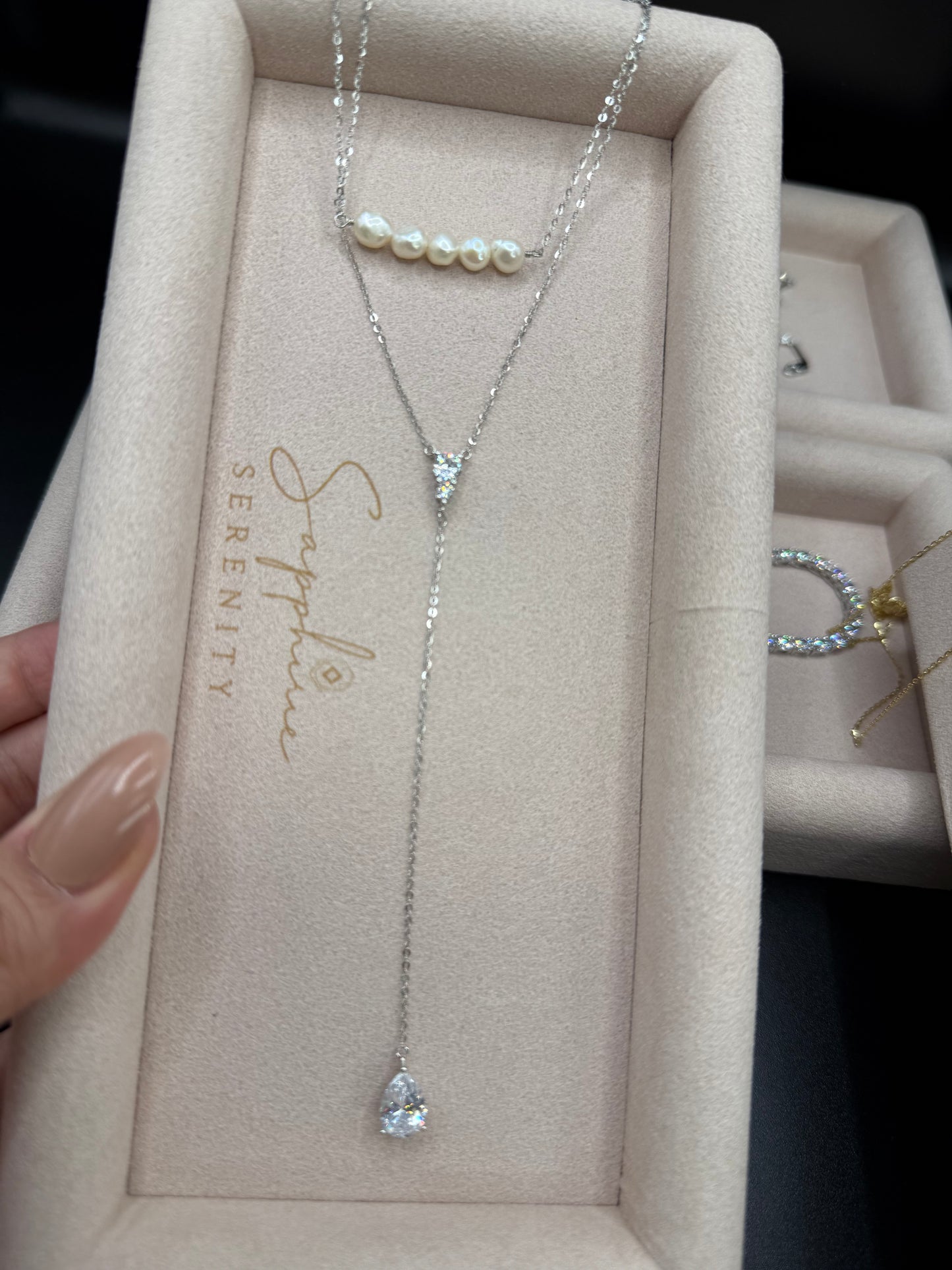 Elma Necklace