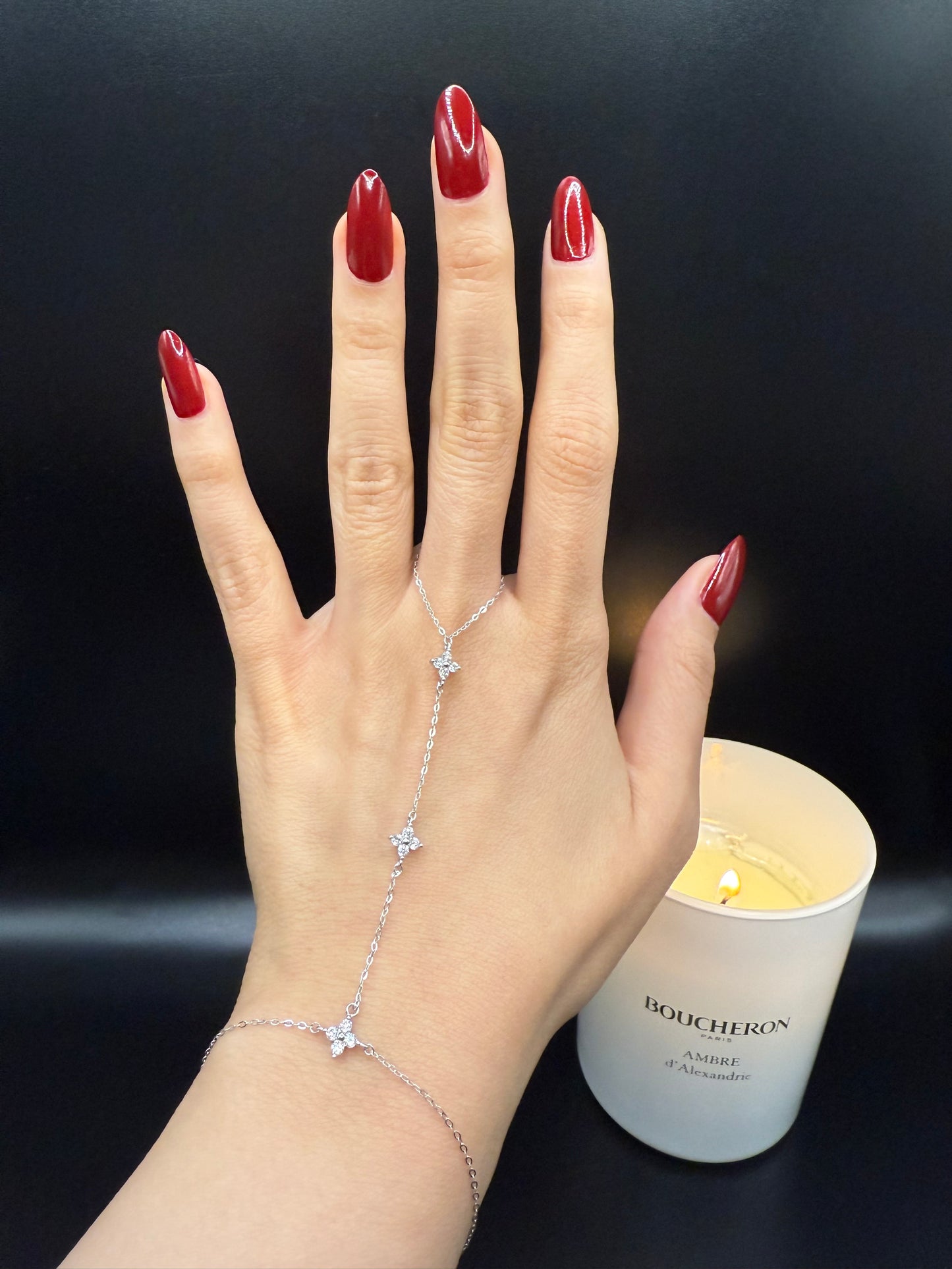 Lumière Handchain