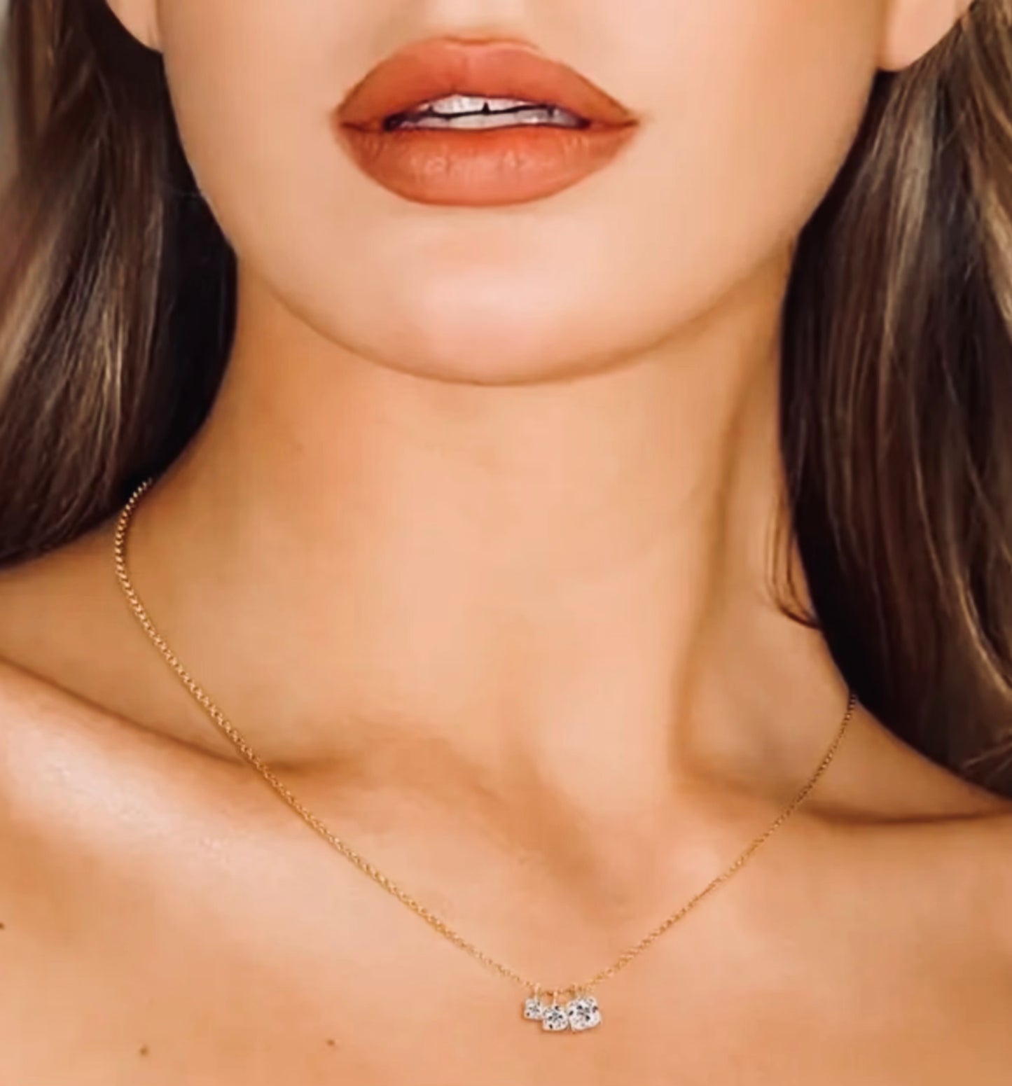 Triple stoned necklace