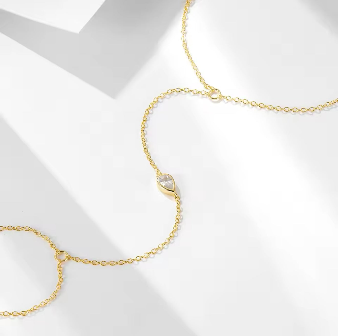 One Drop Handchain