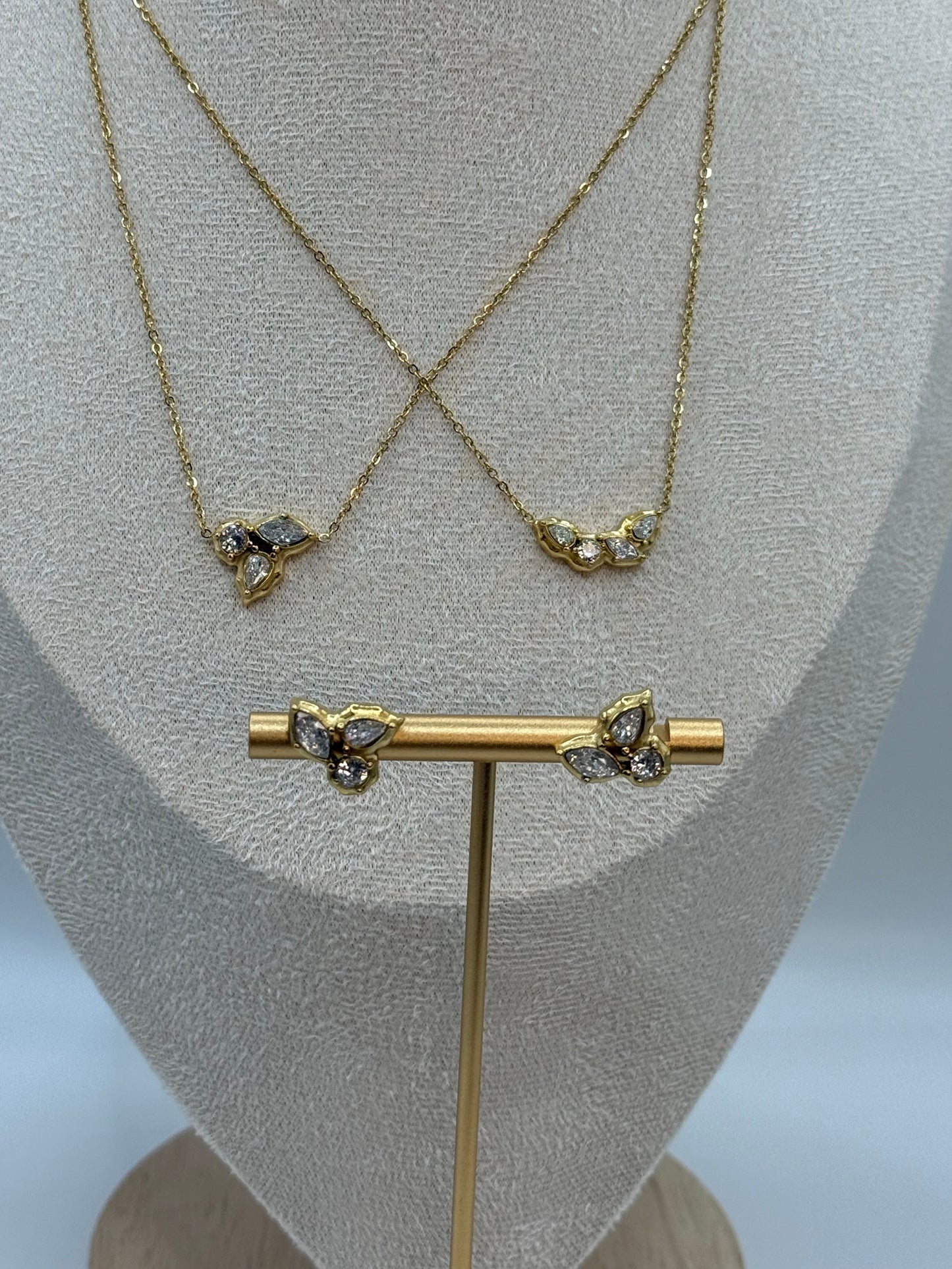 Velvet 4 Necklace