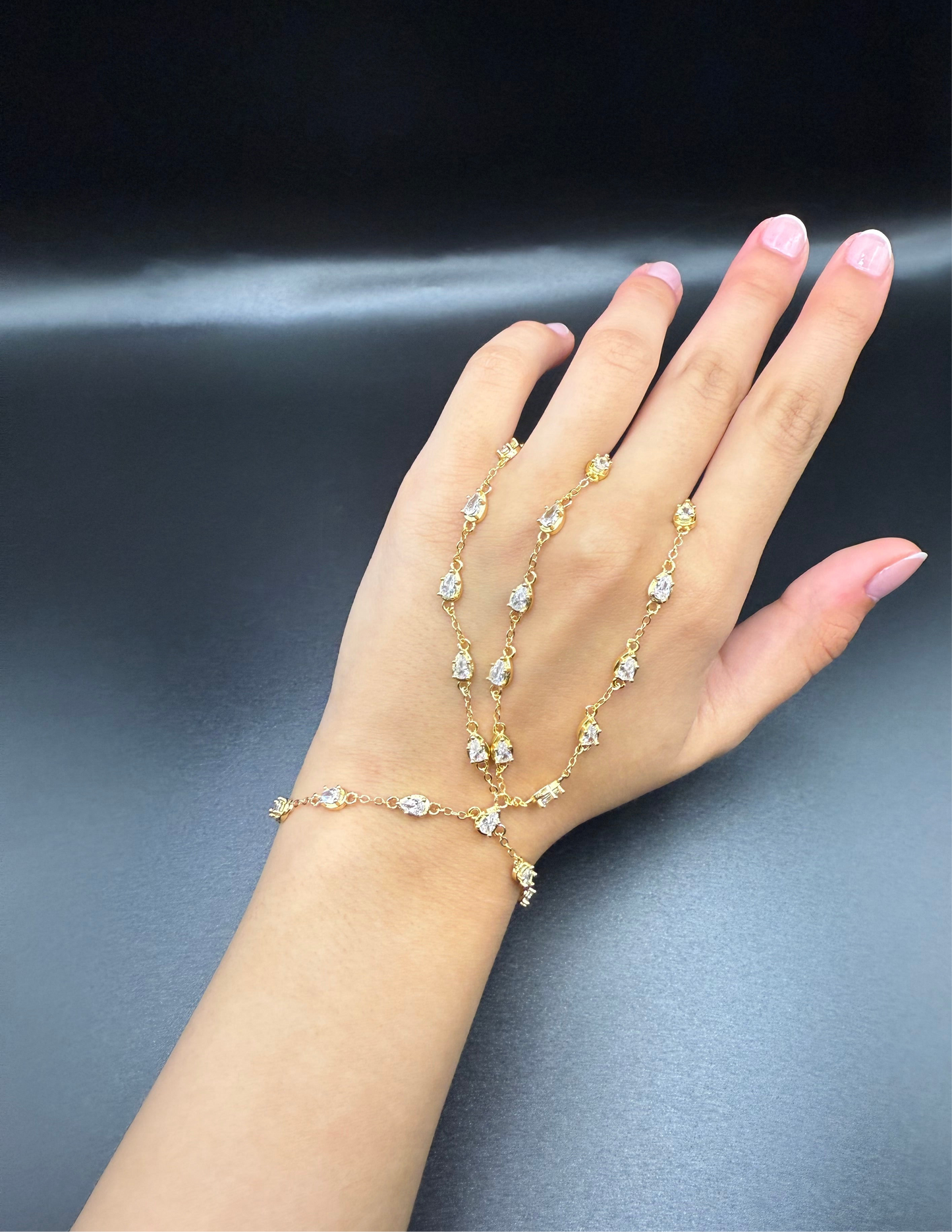 Nagsh Handchain