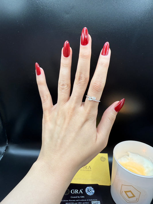 Hold me ring