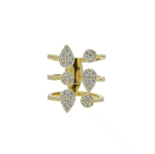 Tri-hugged Ring