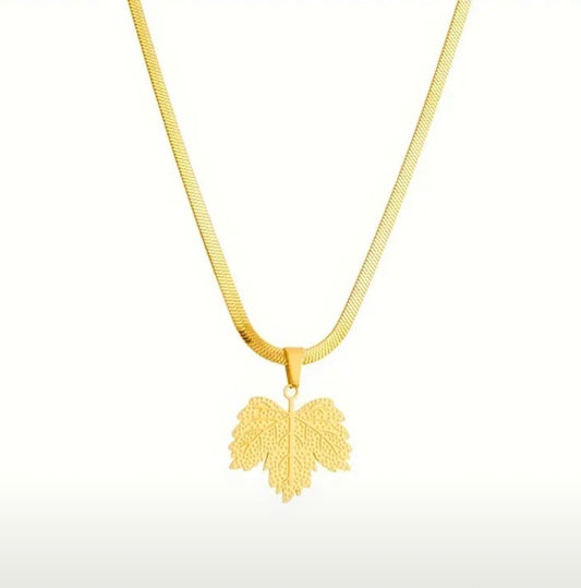Maple leaf snake necklace